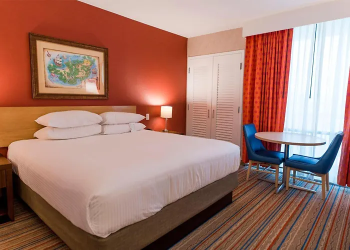 Howard Johnson By Wyndham Anaheim Hotel And Water Playground